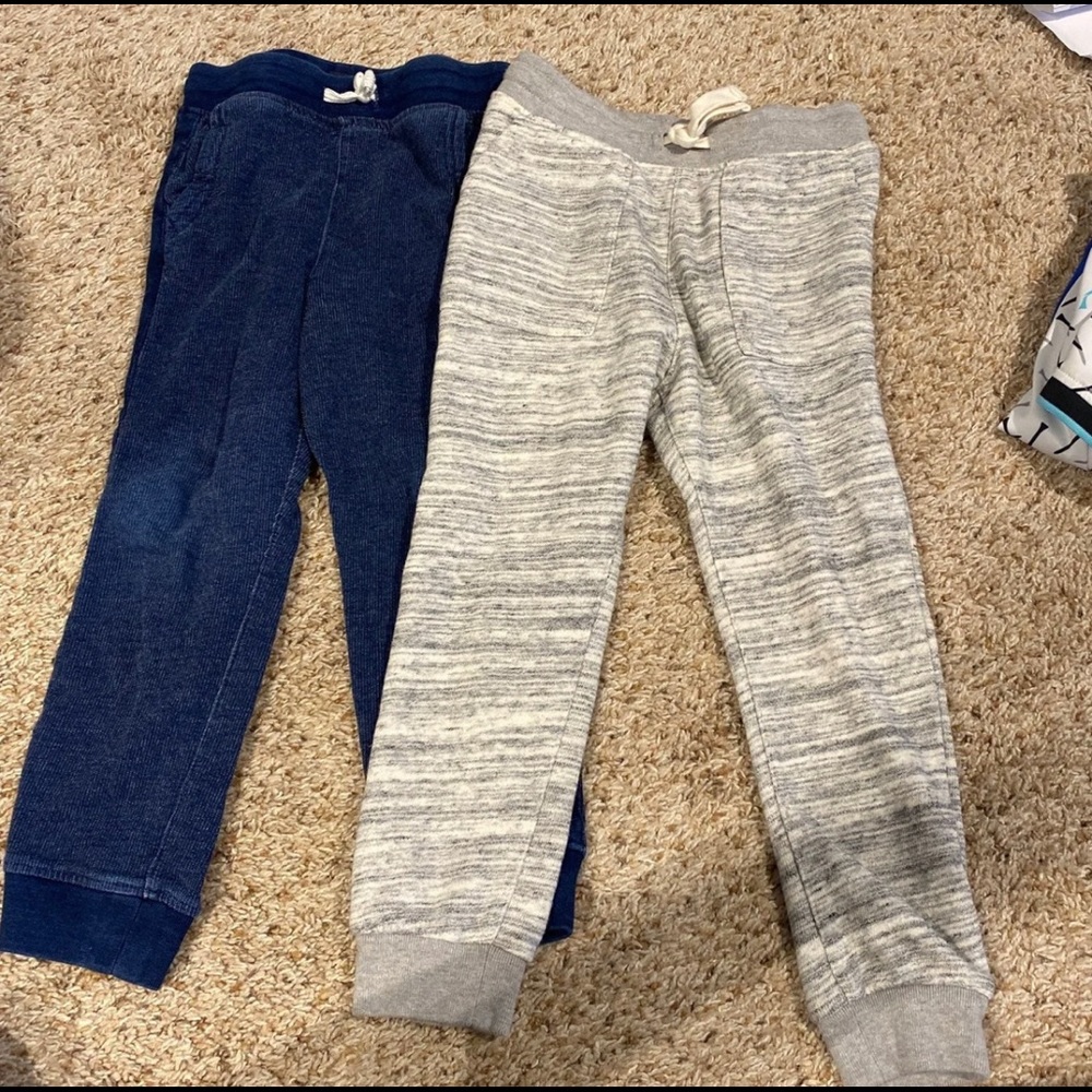 Boys osh kosh 5T sweat/jogging pants